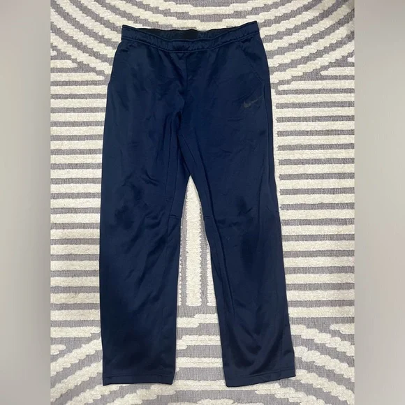 Nike navy blue therma for sweats - Picture 1 of 8